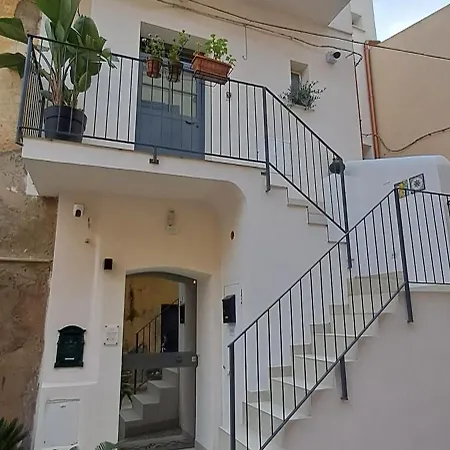 Casuzza Al Duomo Con Vista Valle Dei Templi!